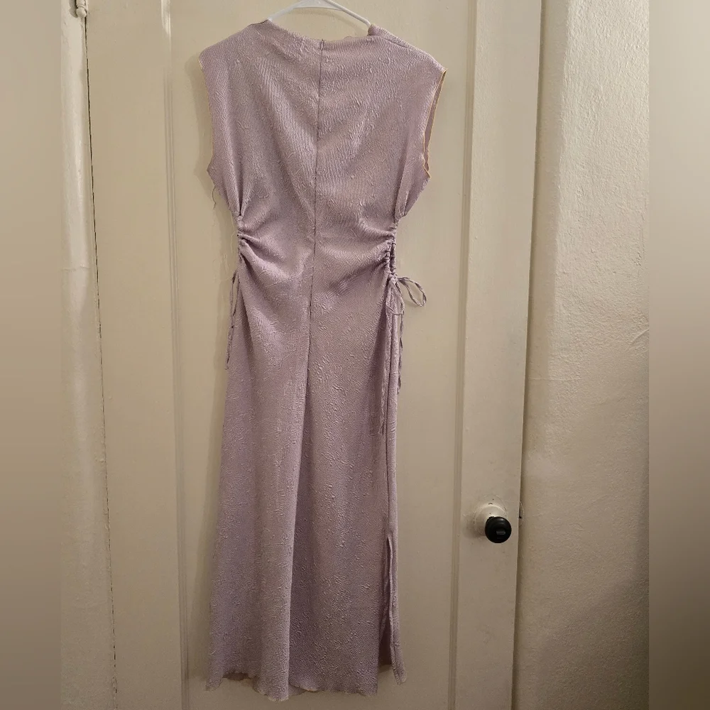Find Me Now-  Cherrie dress in purple. - Picture 4 of 12